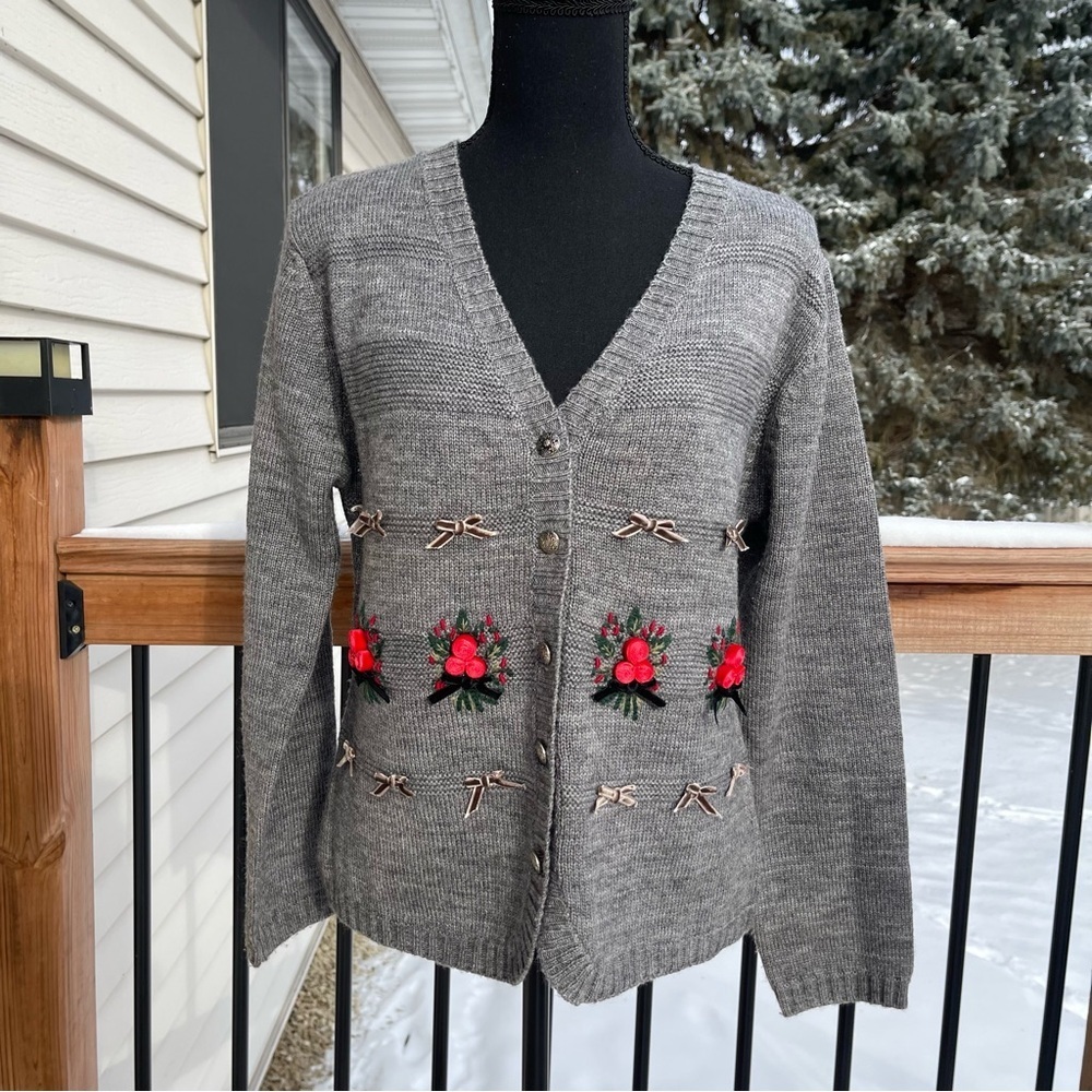 Vtg Northern Traditions Embroidered Floral Ribbons Button Up Cardigan Small 90s